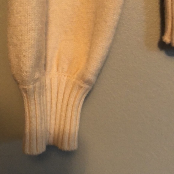 DRAPER JAMES Sweater, size XS, color-cream, soft, comfortable, stylish - Picture 3 of 8
